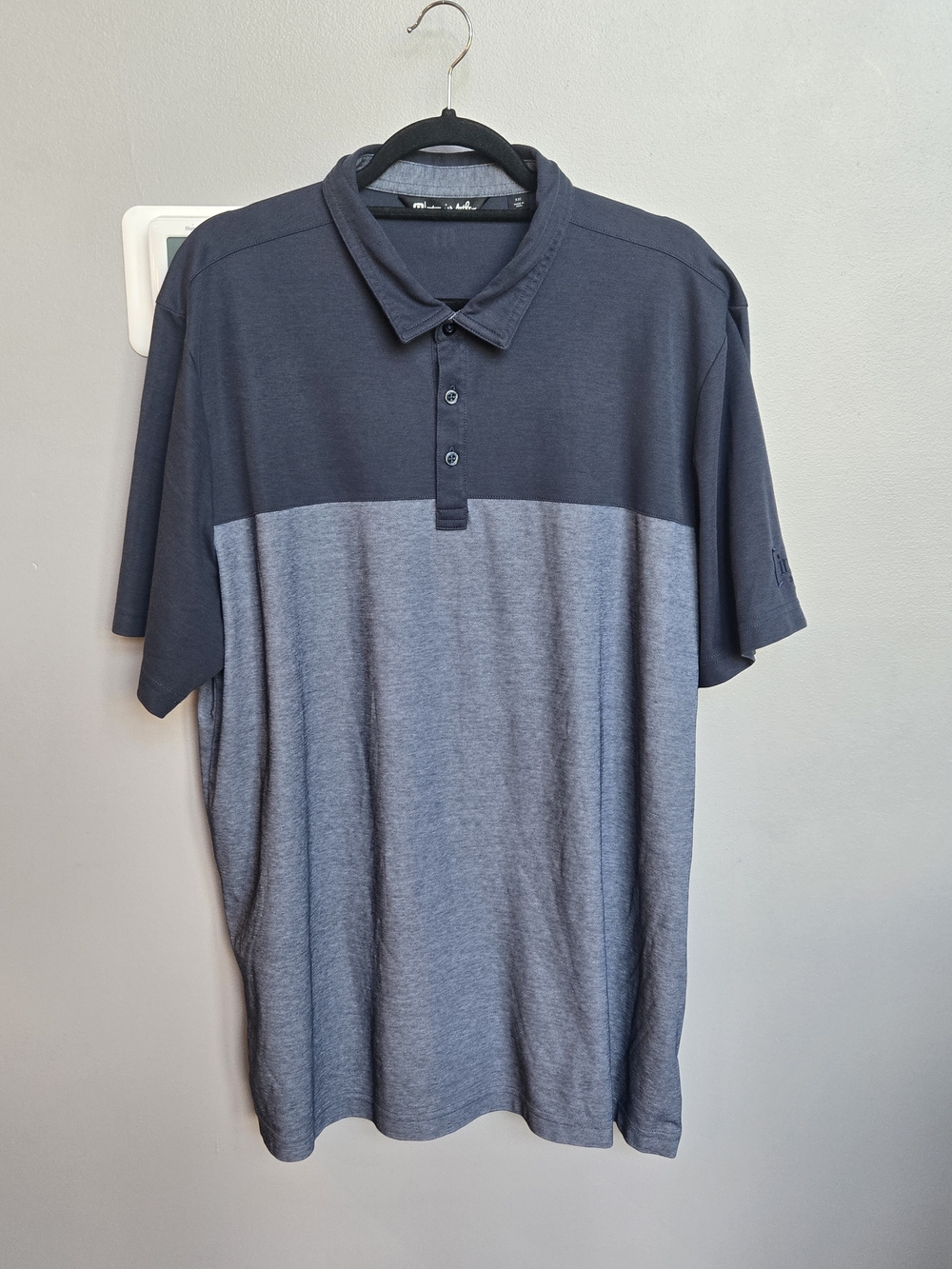 Men's Two-Tone Polo Shirt in Dark Navy and Heather Gray